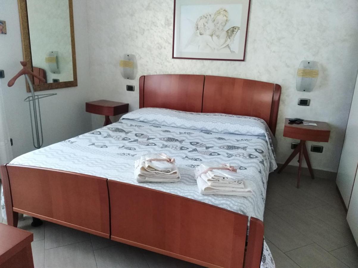 Sand 228 Home Терачина Екстериор снимка