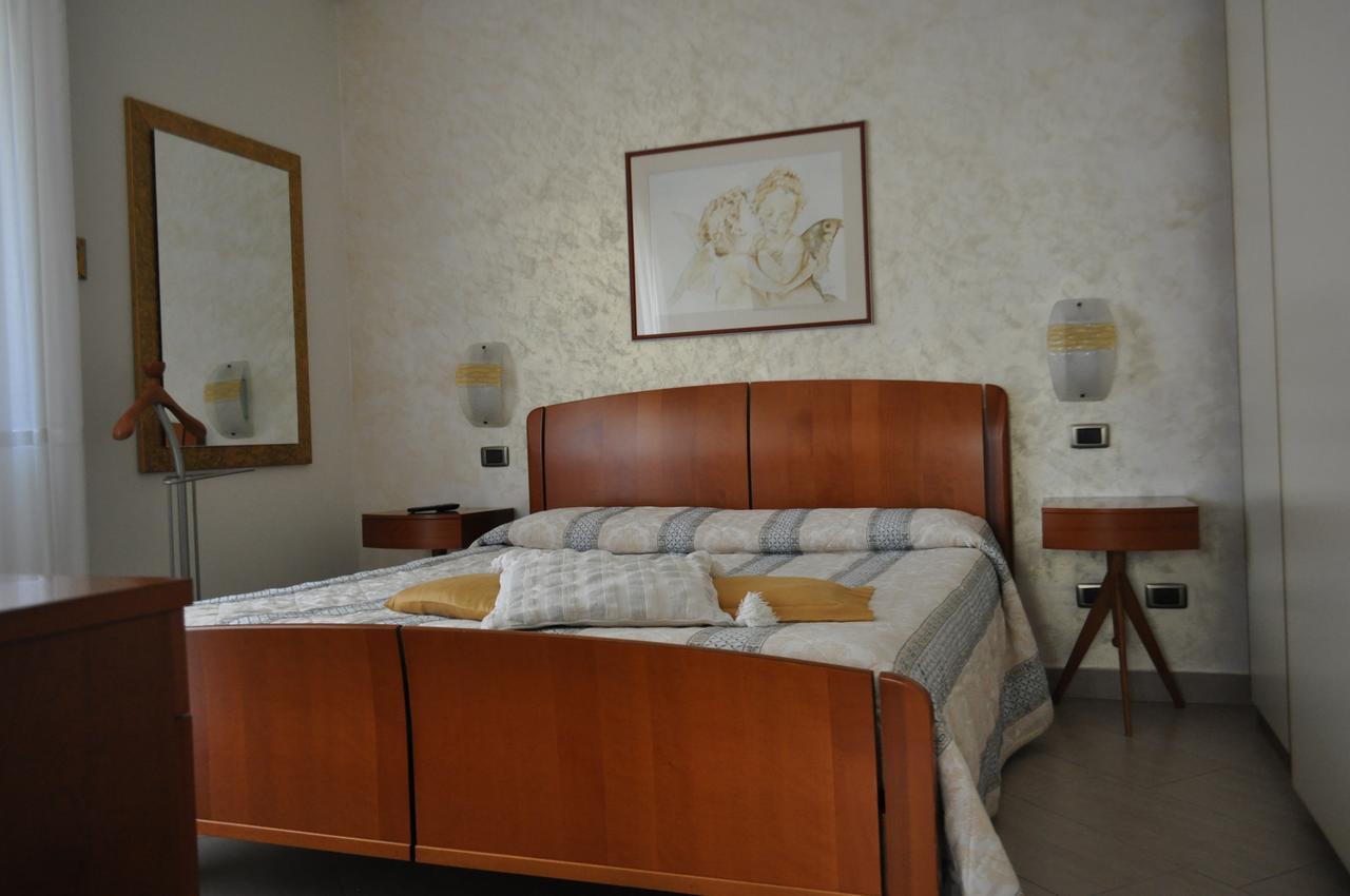 Sand 228 Home Терачина Екстериор снимка