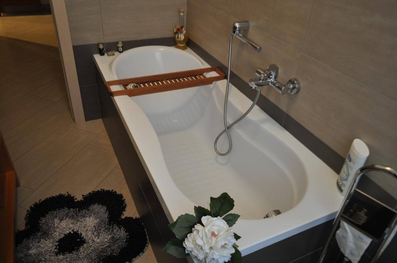 Sand 228 Home Терачина Екстериор снимка